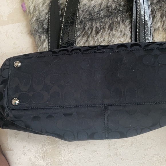 Coach Black signature satchel - Picture 11 of 11
